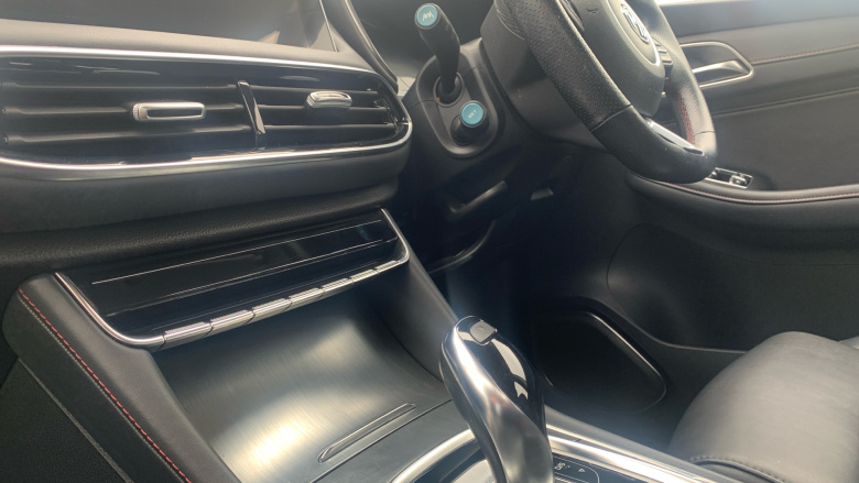 MG Hs 1.5 T-GDI Excite 5dr DCT Petrol Hatchback